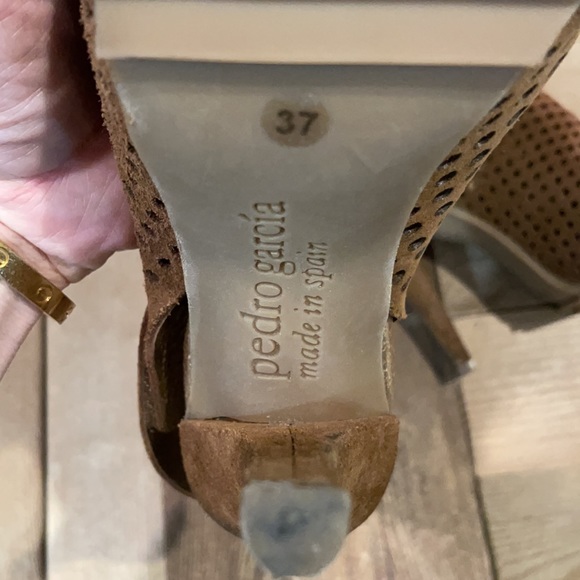 Pedro Garcia Heels-EXCELLENT CONDITION - Picture 7 of 7